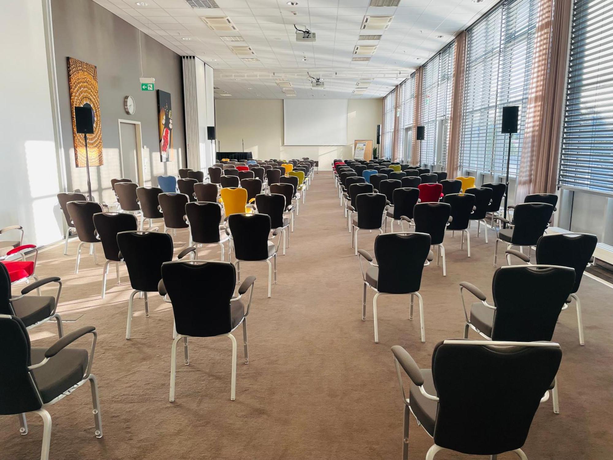 Tulip Inn Hotel Duesseldorf Arena Dış mekan fotoğraf